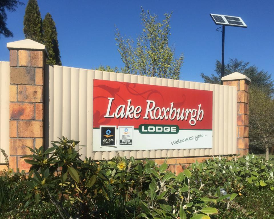 Lake Roxburgh Lodge Kültér fotó